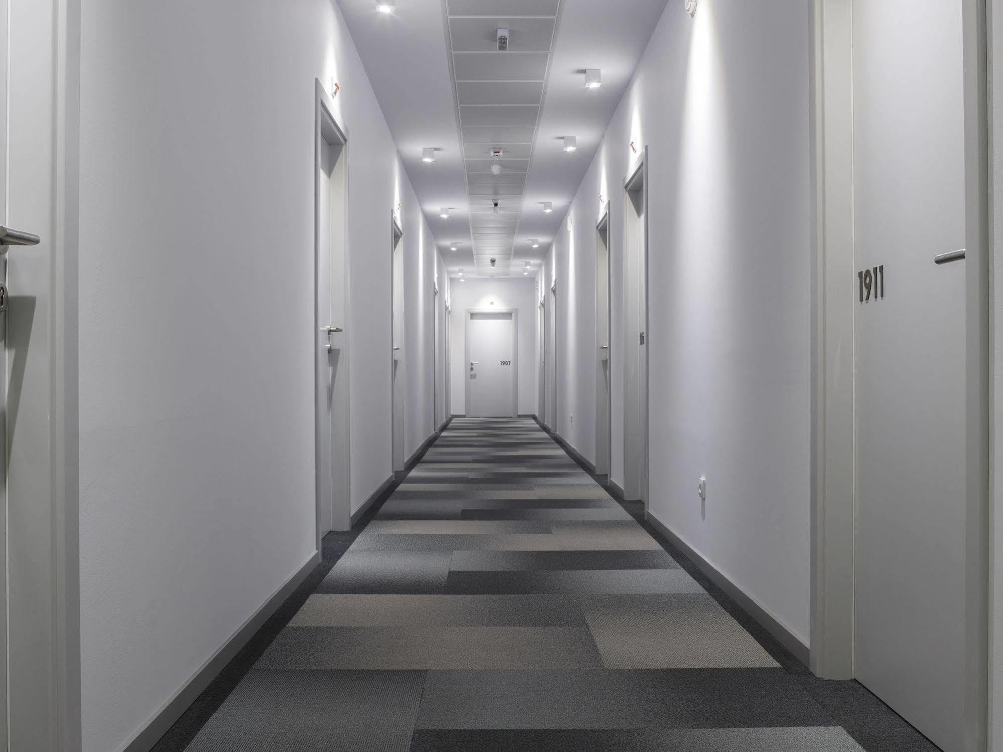 Savamala Place Belgrado Esterno foto